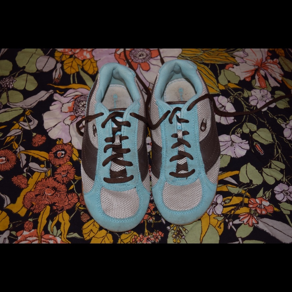 Champion Sneakers